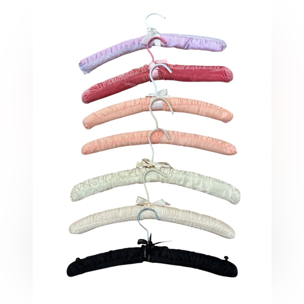 LOT OF 7 VINTAGE SATIN PADDED HANGERS MULTI-COLOR PERFECT FOR LINGERIE